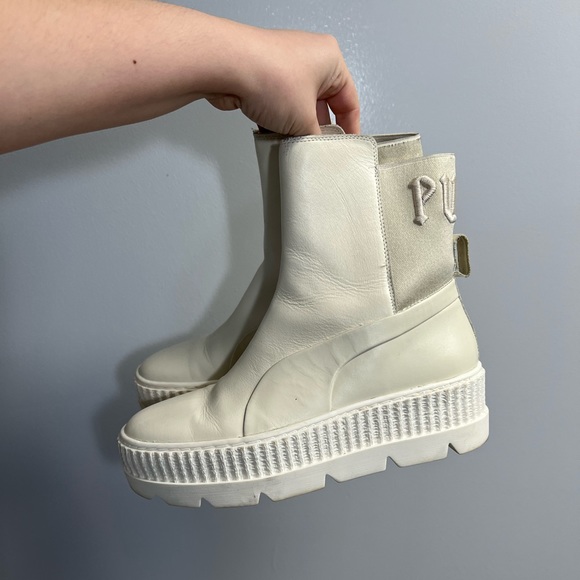 Puma x Fenty White Platform Lug Style Chelsea Boots - Size 8.5 - Picture 3 of 6